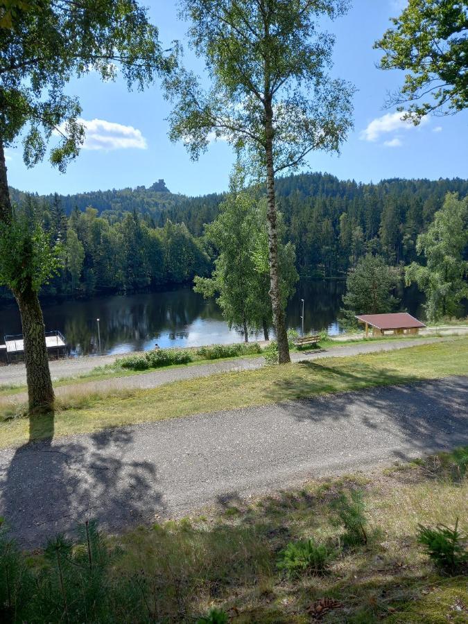 Freizeit- Und Campinganlage Gaisweiher Flossenburg Ngoại thất bức ảnh